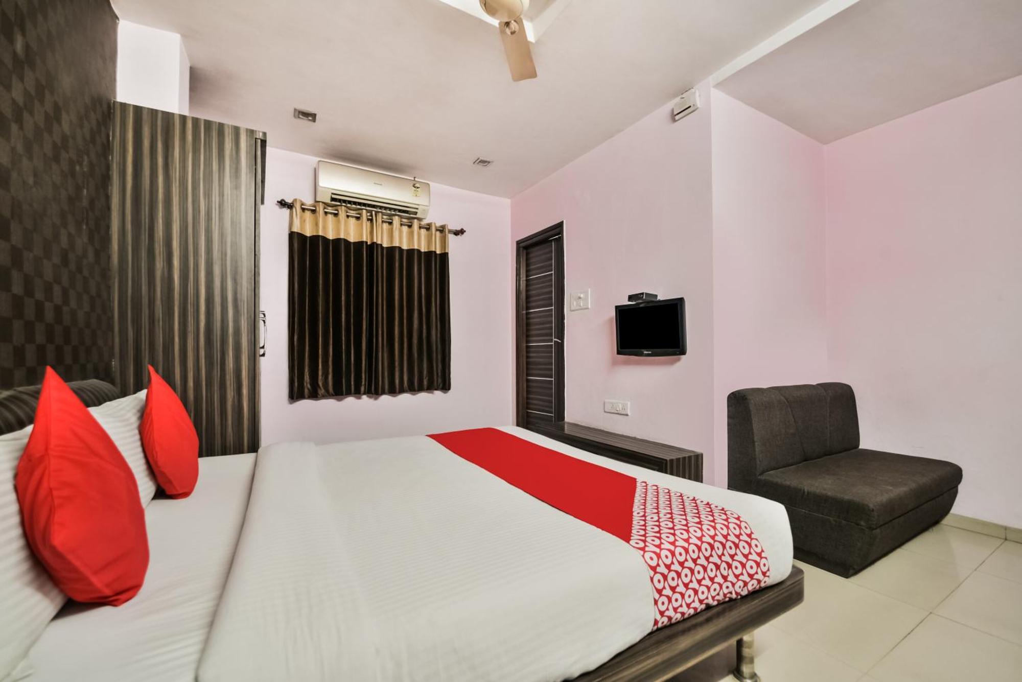 Oyo Hotel Ajanta Hamirgarh Εξωτερικό φωτογραφία