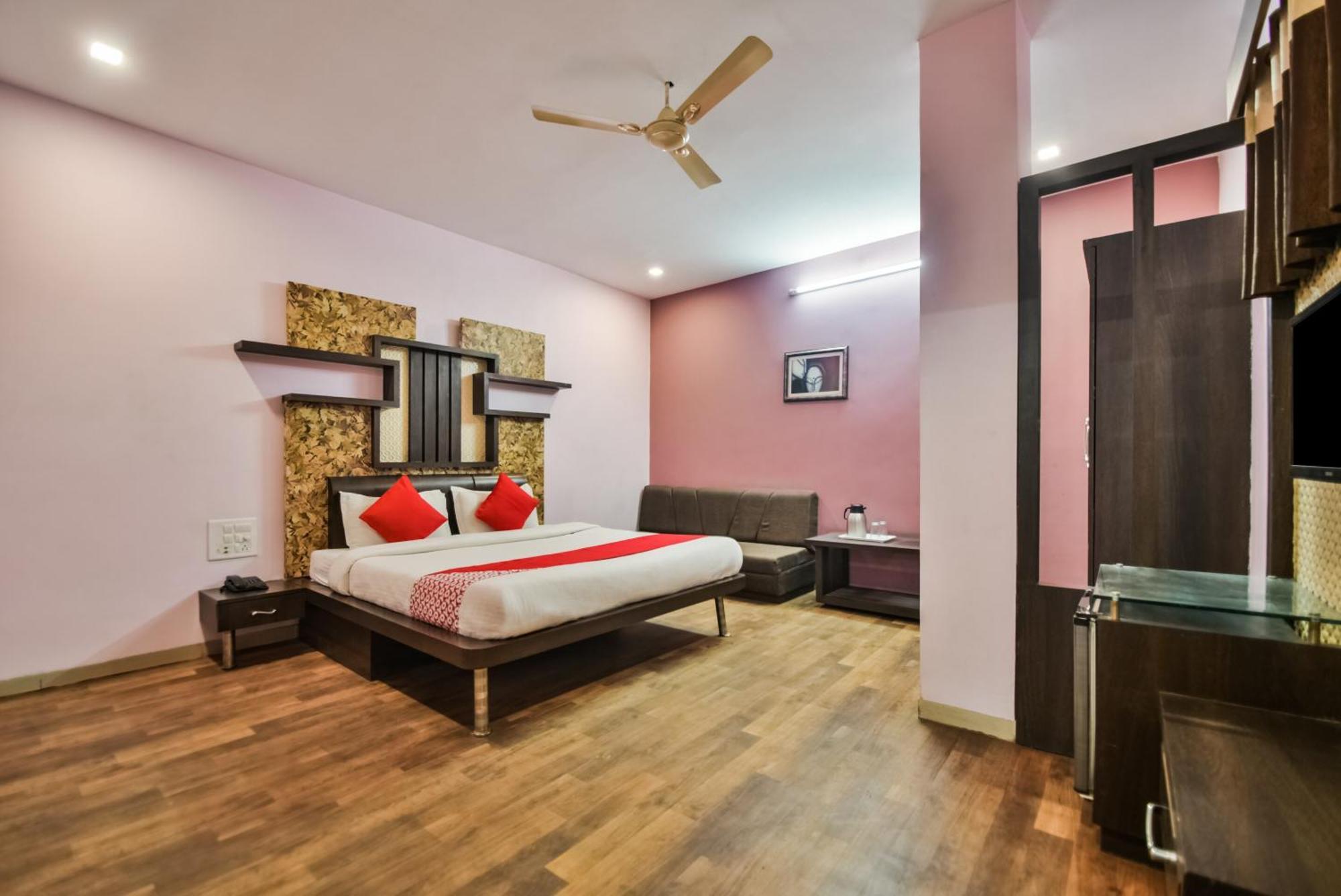 Oyo Hotel Ajanta Hamirgarh Εξωτερικό φωτογραφία